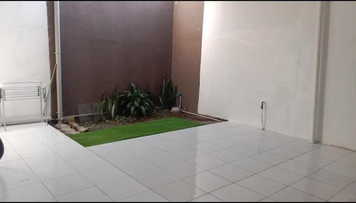 Palm Hills Cilegon Villa Buitenkant foto