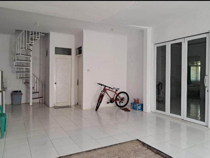 Palm Hills Cilegon Villa Buitenkant foto